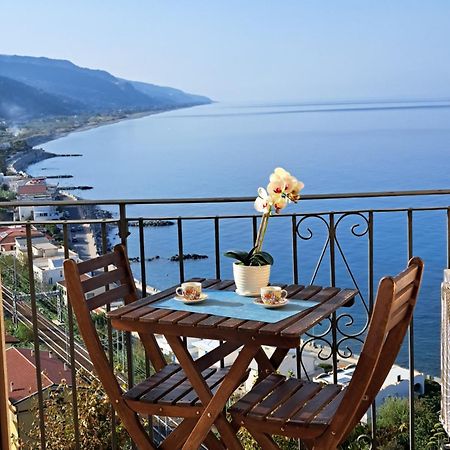 Un Oblò sul Mare Apartamento San Lucido Exterior foto